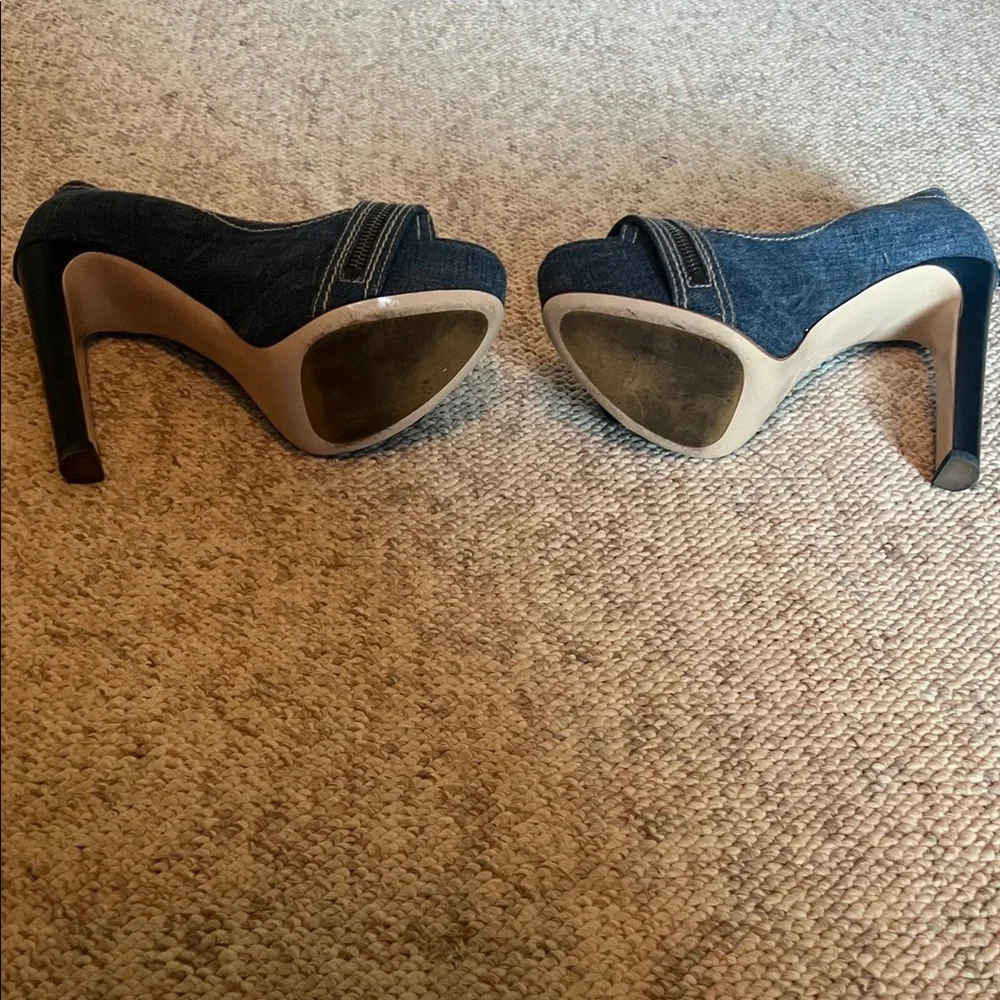 Miu Miu Dark Denim Peep Toe Heels in size EU 39 (US 8) - Picture 5 of 6